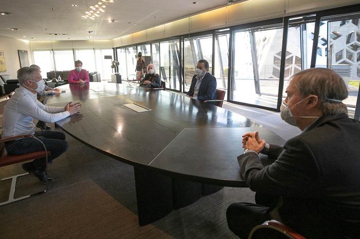 Schiaretti y el sector turistico