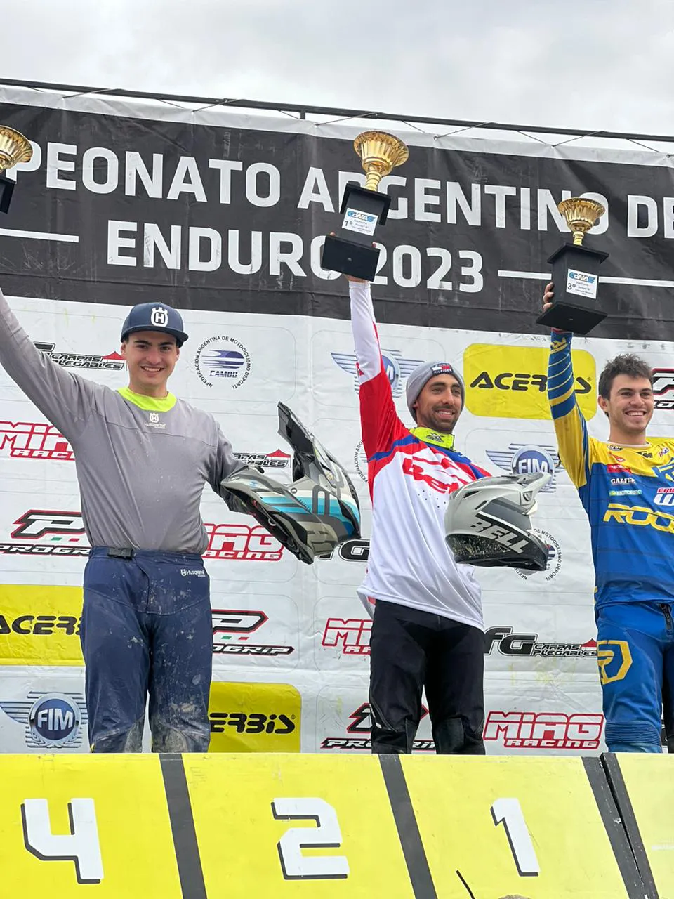 303cfdb4-bd36-4415-8724-602e6ccafc8d