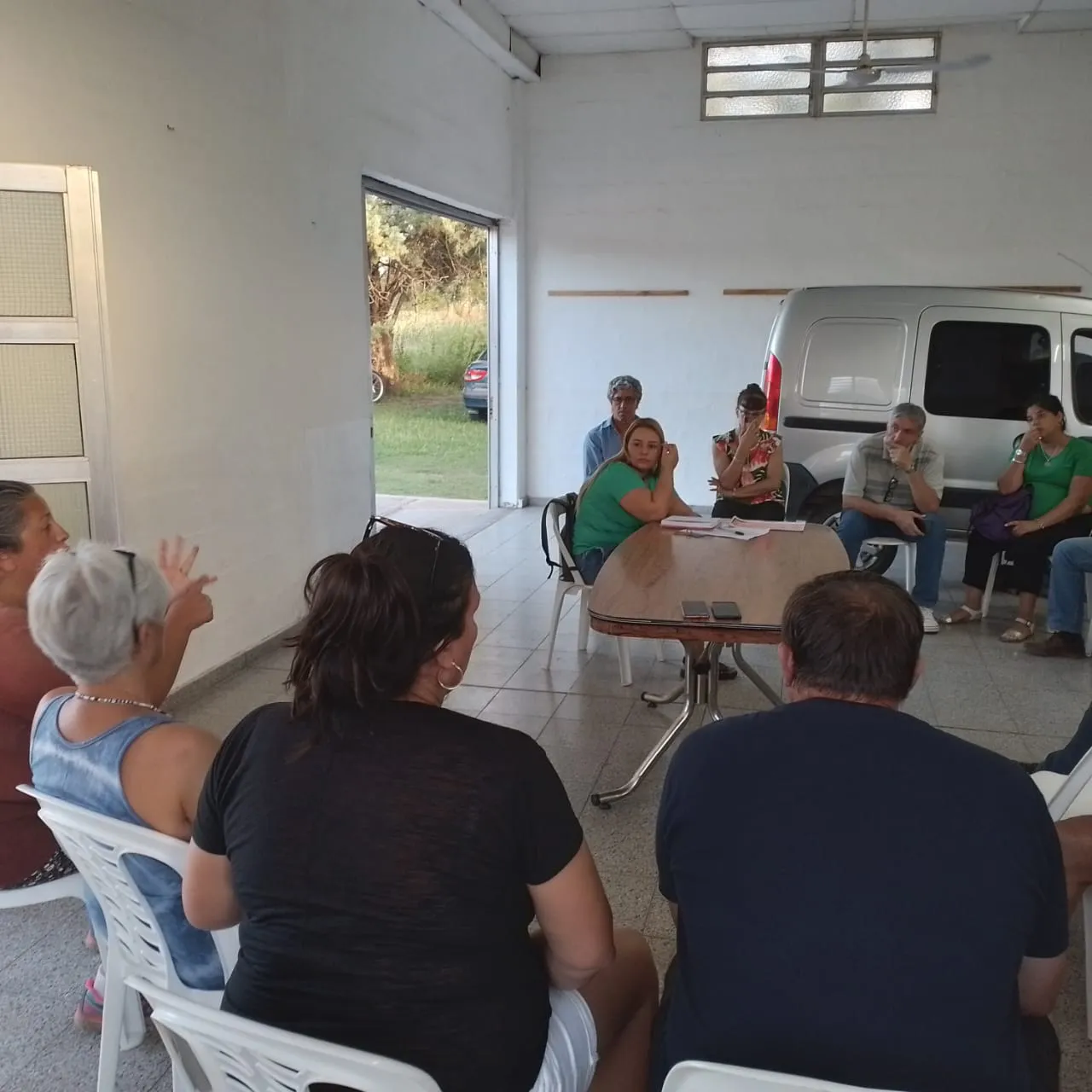 b621ba79-c890-4b22-81d5-4db2516d0504