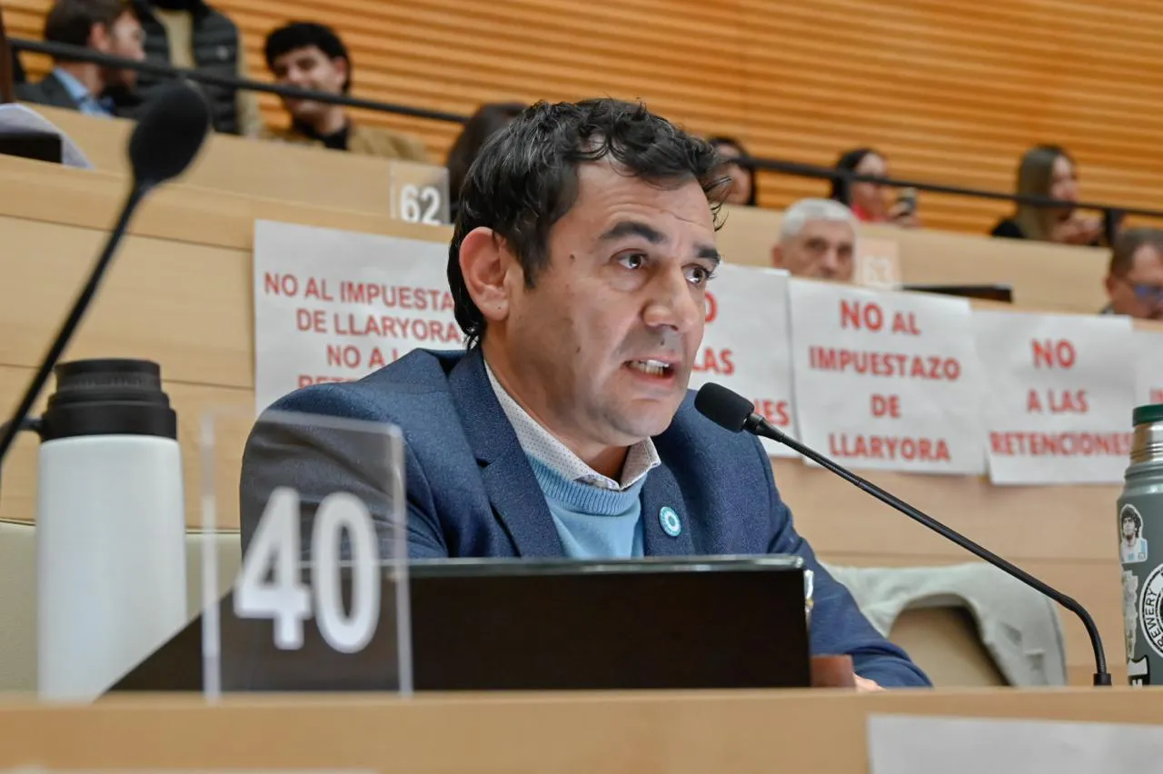 ad12eeb9-88fc-4056-8301-448db6cb86fd