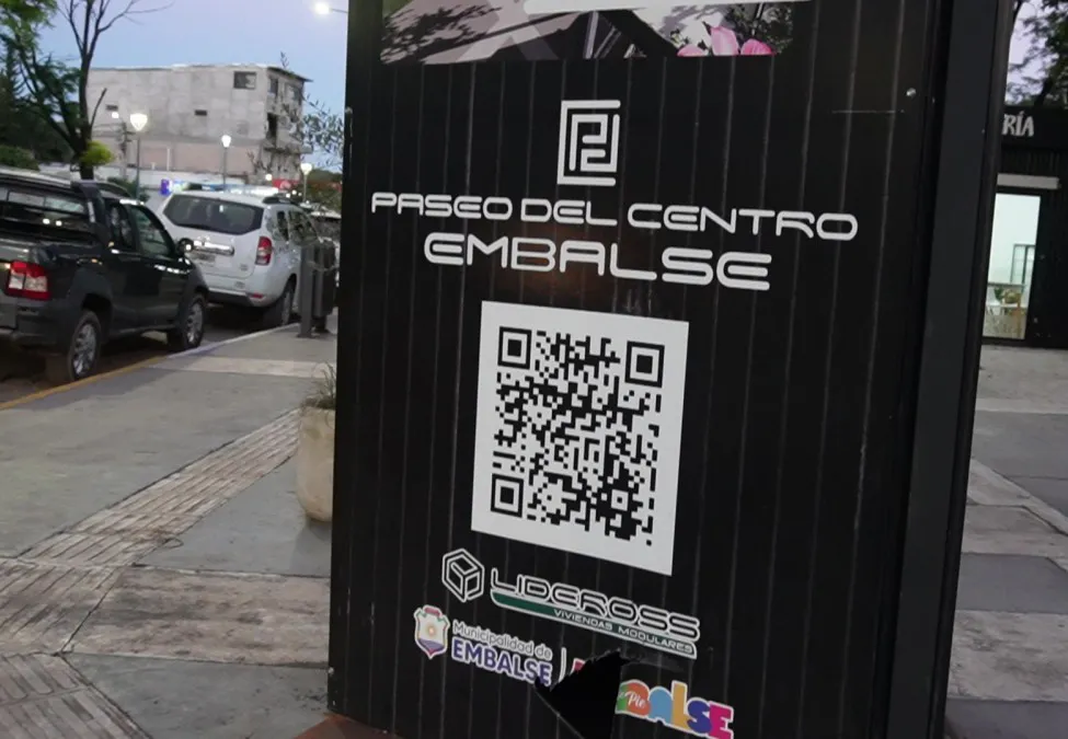 CENTRO COMERCIAL EMBALSE 01.jpg