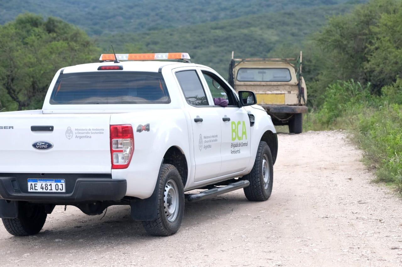 Brigada de Control Ambiental del Ministerio ambiental nacional en Pumakawa, Villa Rumipal, Calamuchita