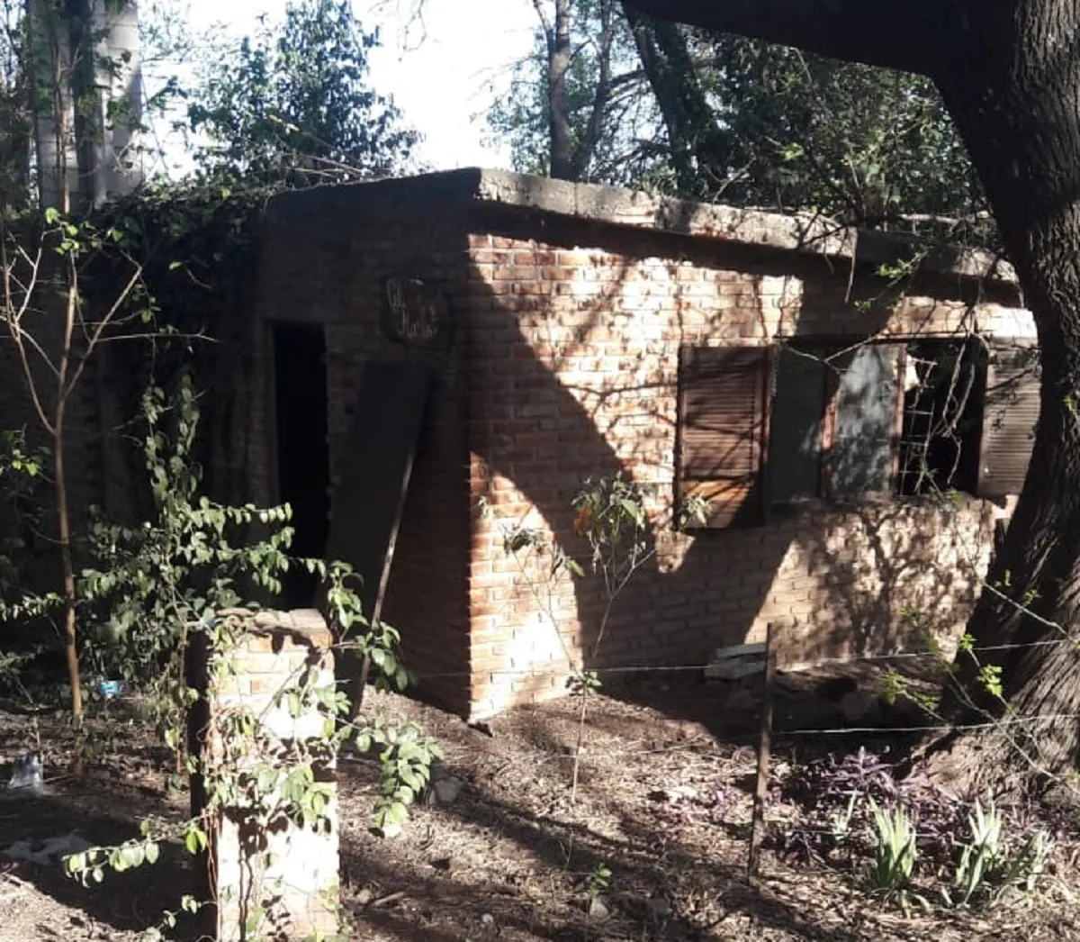 Encontraron un cuerpo en avanzado estado de descomposición en una vivienda en Santa Rosa