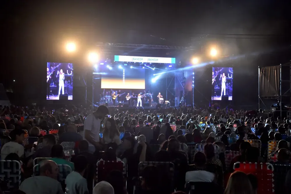 GENERICA FESTIVAL EMBALSE UN CANTO A LA VIDA