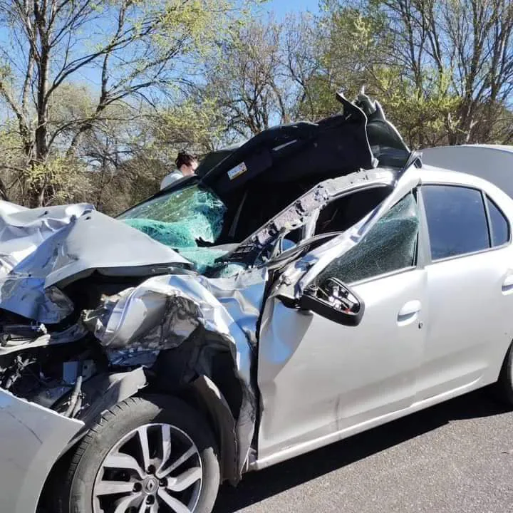 Bomberos Voluntarios de Villa General Belgrano intervienen en accidente vehicular