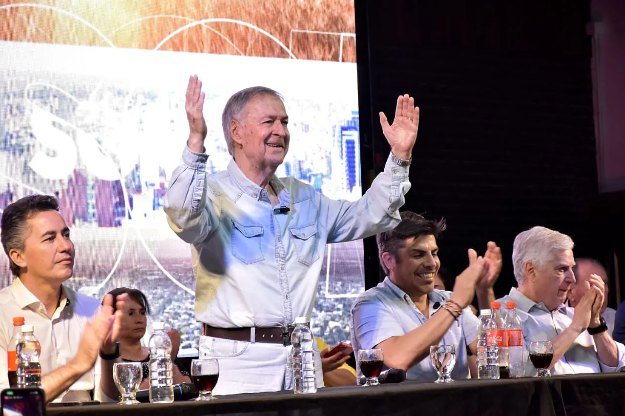 c6e27c65-0bc8-4652-8bdd-54de23ce4431