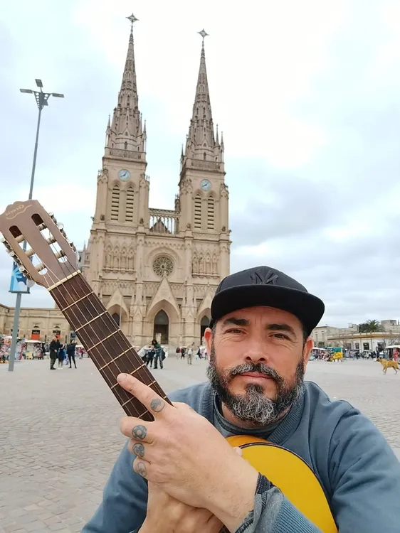 WALTER SEQUEIRA 1