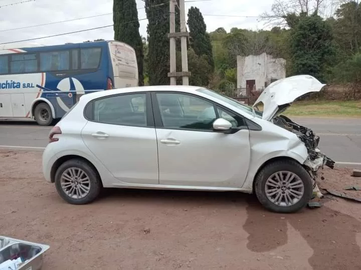 Villa del Dique: un hombre en estado reservado tras un accidente entre dos automóviles 