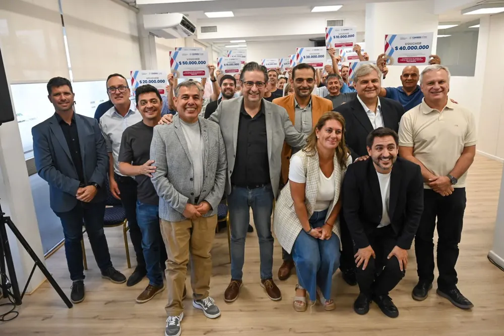 8e25bee8-925a-4222-bead-8820fc883a2e