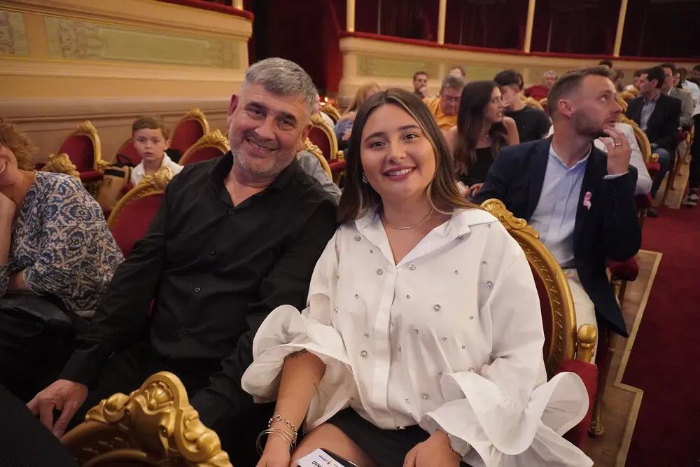 Oscar y Aylén en la premiación
