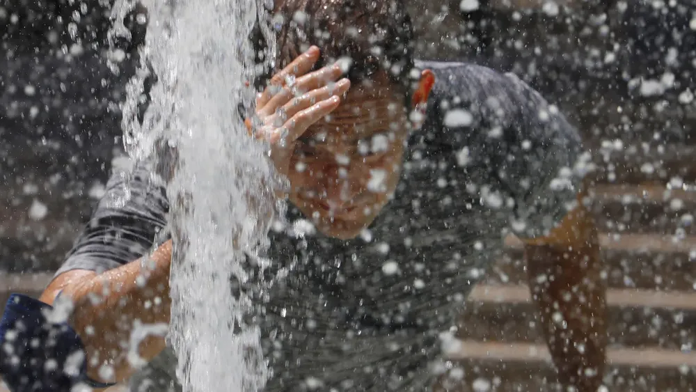 cuando-durara-ola-calor-mas-temprana-extrema-ultimos-40-anos_98