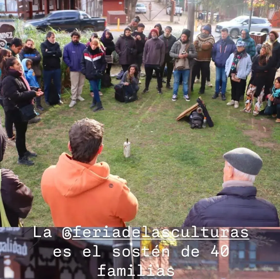 Artesanos en municipalidad VGB junio 2025