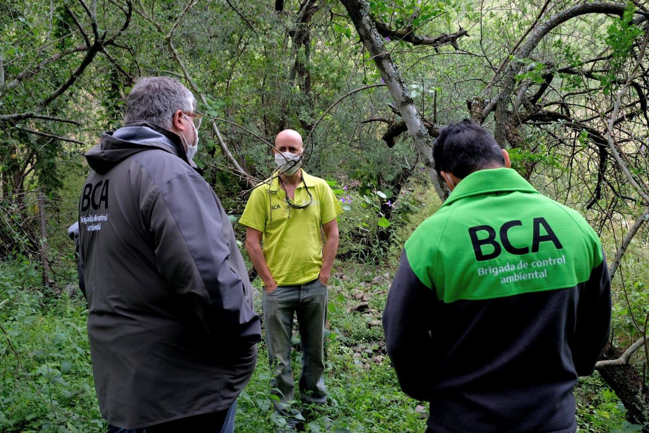 Brigada de Control Ambiental del Ministerio ambiental nacional en Pumakawa, Villa Rumipal, Calamuchita