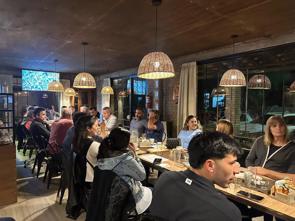 d2688923-3a41-43b8-9985-8c8a9bf4a7a3