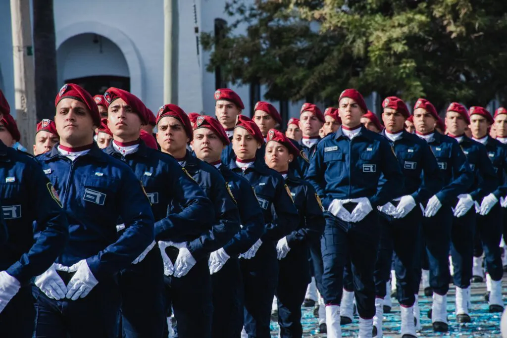Jura-la-bandera-de-policia-de-cordoba-en-Rio-Tercero4-1024x683