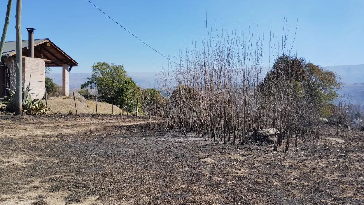 Incendios Villa Yacanto dia 2 01