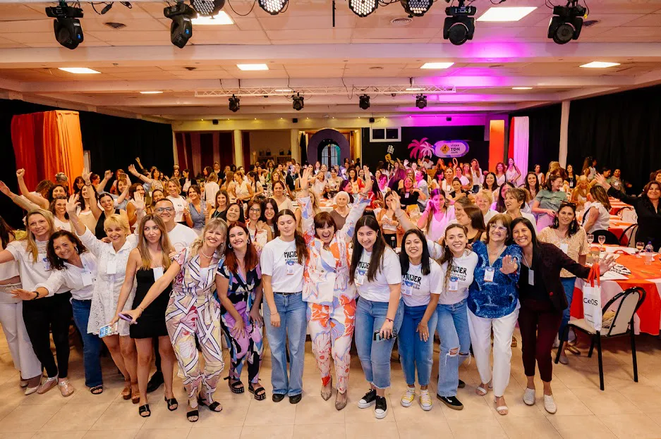 Mujer Emprende Aprende 7 noviembre 21025 Rio Tercero (1)