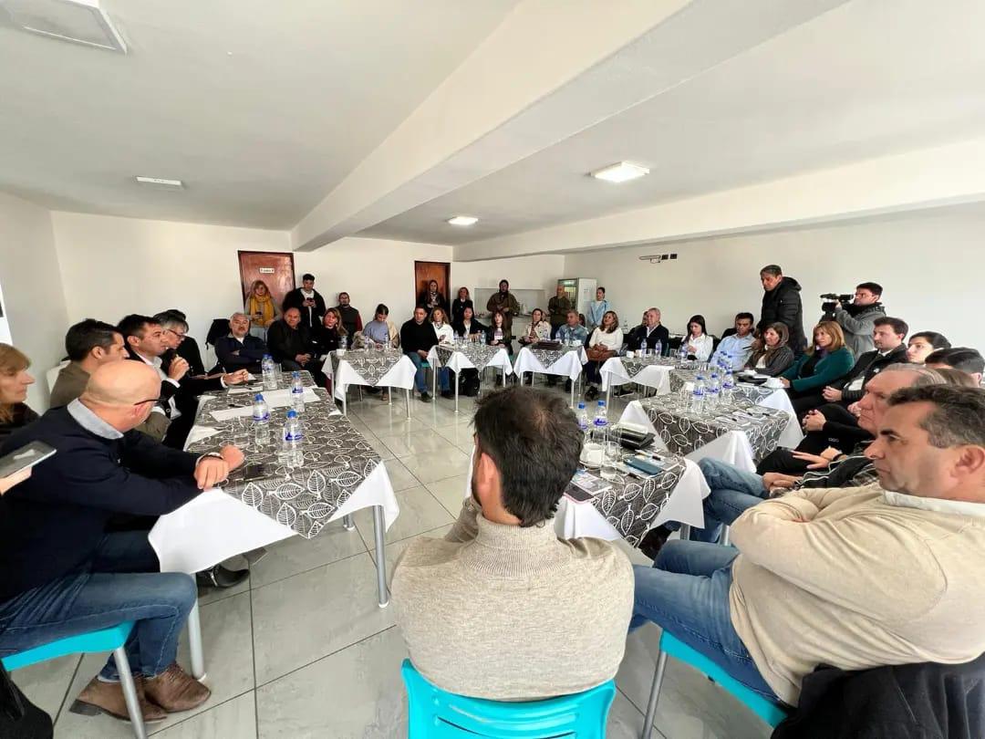 32ac9afe-dbd6-4583-91a5-e0d96c6093ba